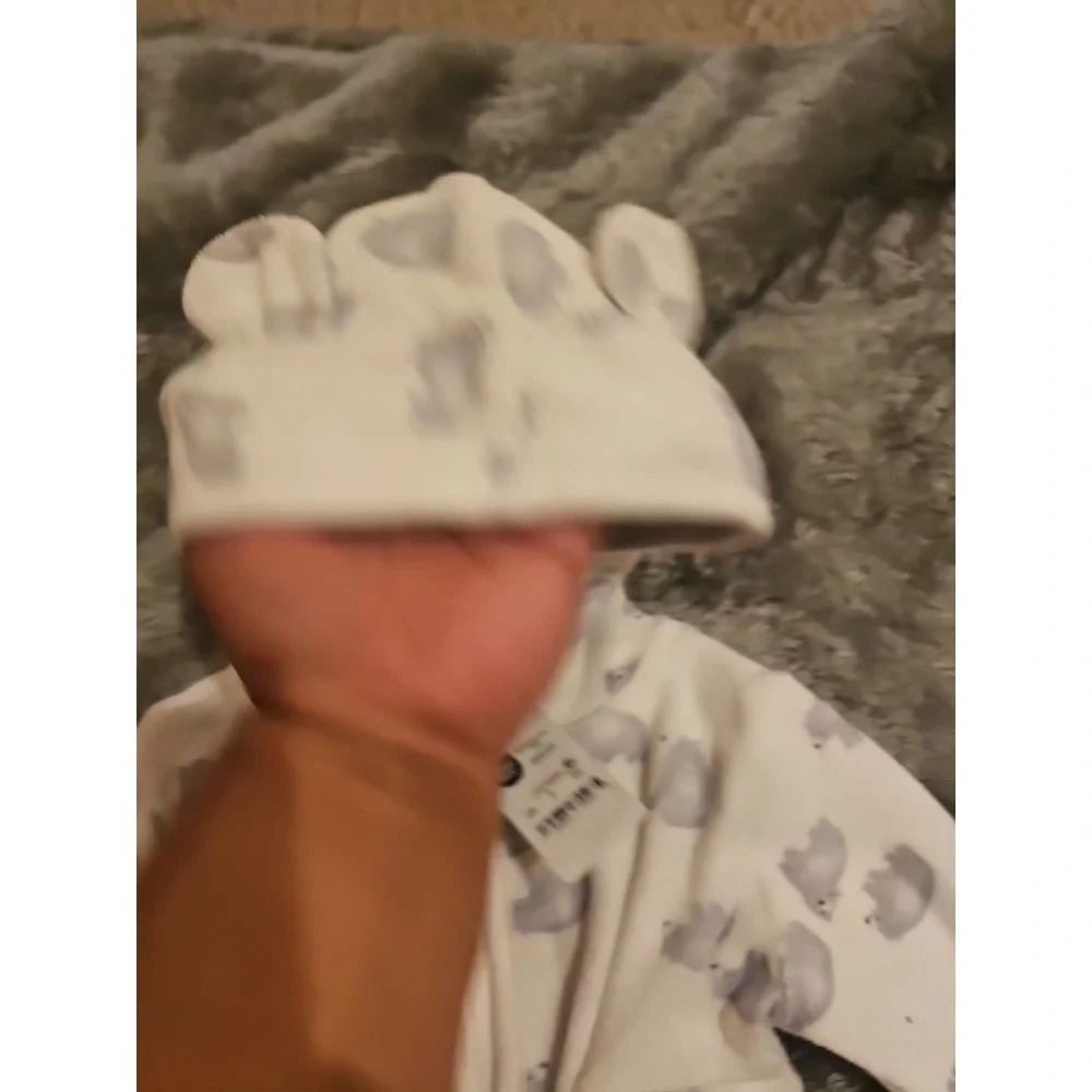 Carter's Baby Bathrobe White Bear Print Size‎ 0-9M- Great Cond.